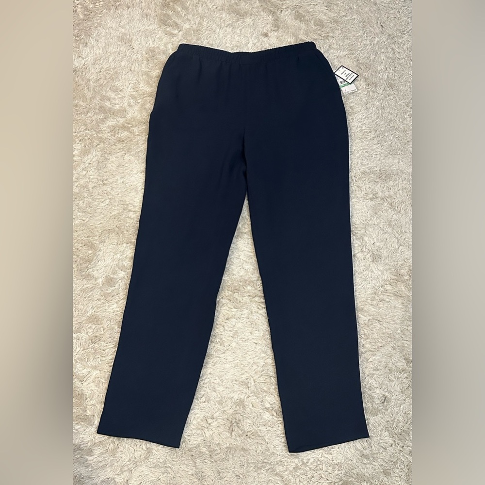 NWT Nine West Navy Women’s Straight Leg Pants - Size 8